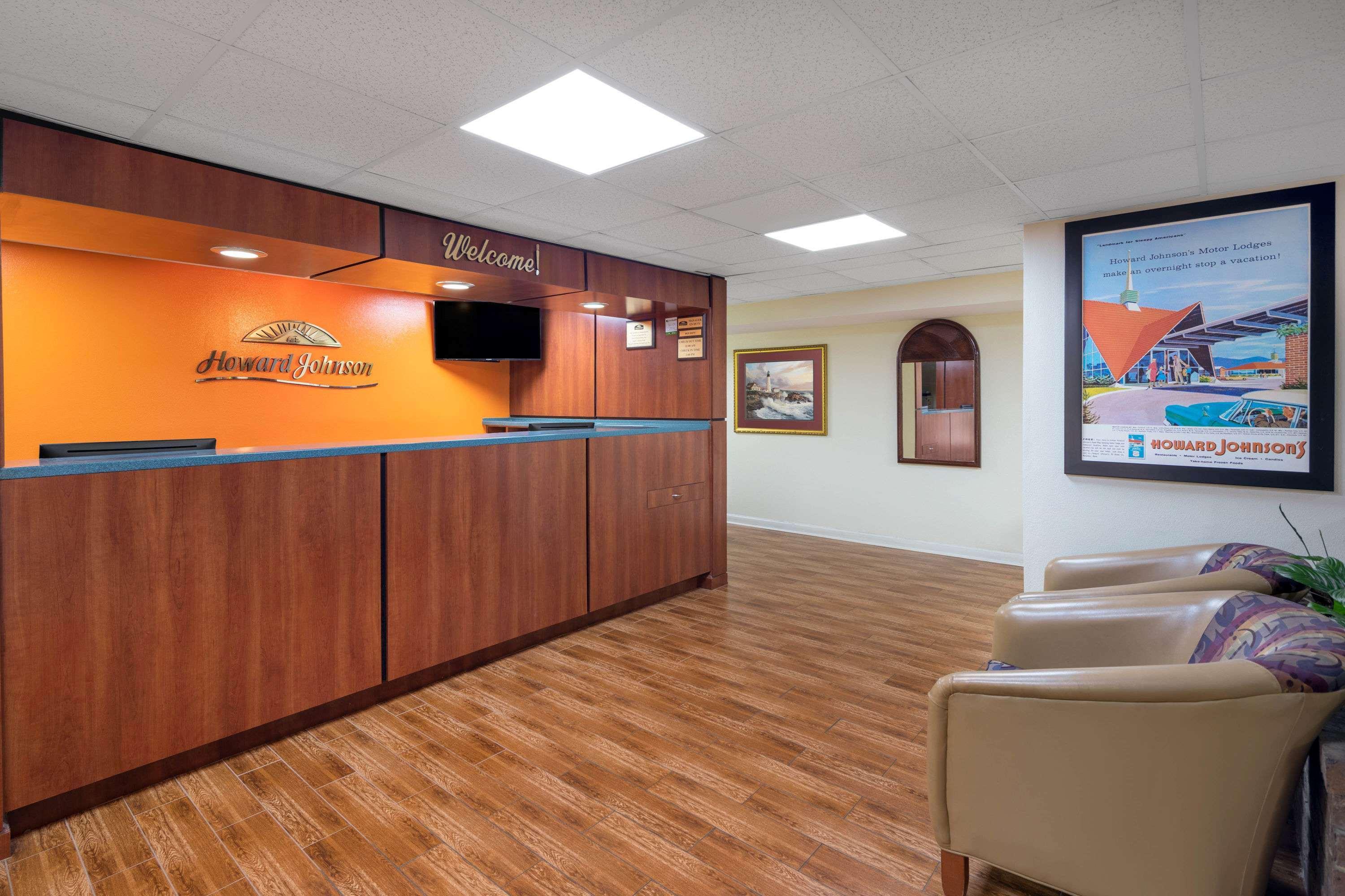 Howard Johnson By Wyndham Savannah Ga Georgetown Exterior foto