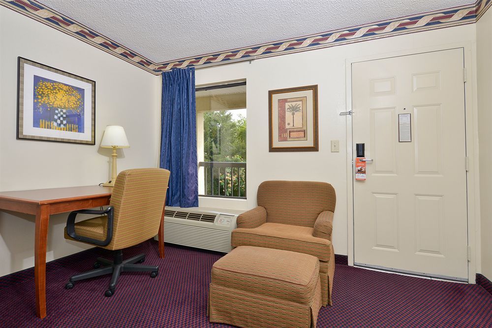 Howard Johnson By Wyndham Savannah Ga Exterior foto